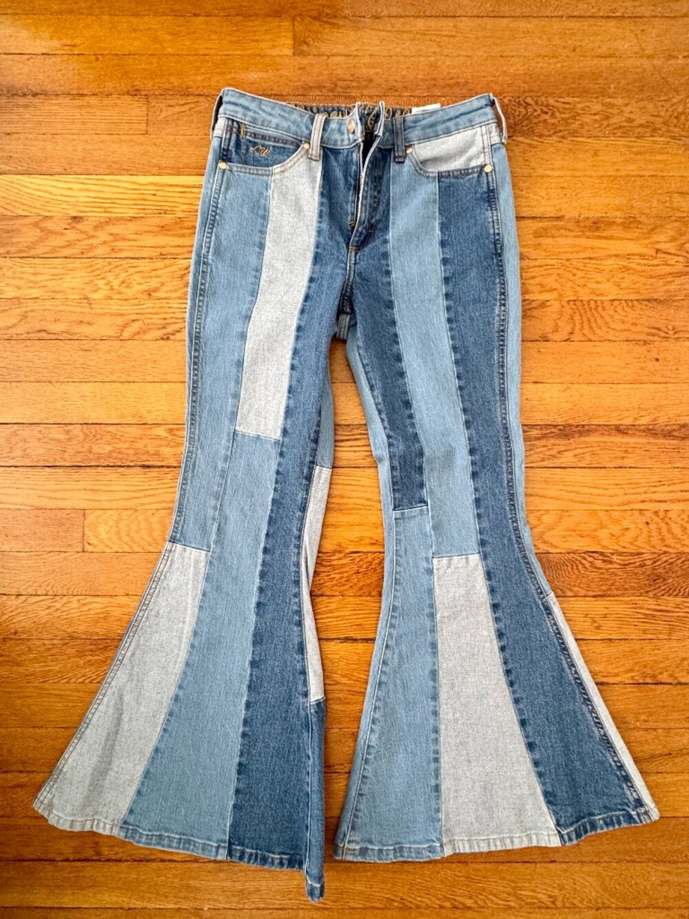 Wrangler x Lainey Wilson Patchwork Bell Bottom Jeans 28x30 NWT